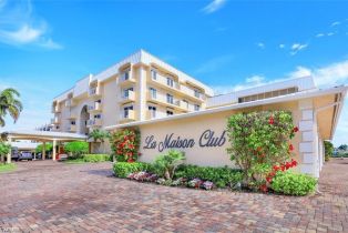 Mid Rise (4-7), 3450 Gulf Shore Blvd N # 406, Naples FL 34103