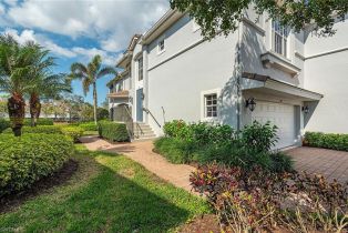 2 Story,Townhouse, 5045 Blauvelt Way # 201, Naples FL 3410534105 