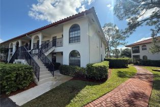 , 212 Deerwood Cir # 6, Naples FL 34113