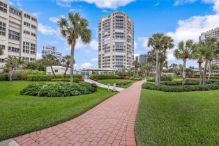 , 4041 Gulf Shore Blvd N # 1705, Naples FL 34103
