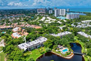 Low Rise (1-3), 5950 Pelican Bay Blvd # 111, Naples FL 34108