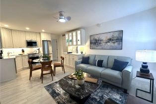 Low Rise (1-3), 175 5th Ave S # 103, Naples FL 34102
