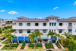 Low Rise (1-3), 101 8th St S # 201, Naples FL 3410234102