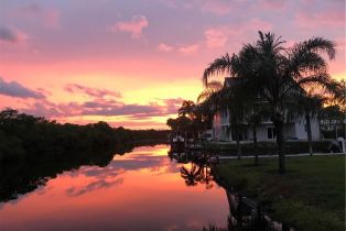 , 1277 Grand Canal Dr, Naples FL 34110