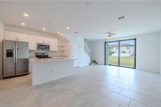 Townhouse, 14310 Oviedo Pl, Fort Myers FL 33905