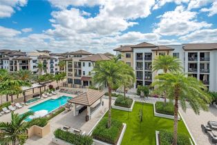 Mid Rise (4-7), 1030 3rd Ave S # 504, Naples FL 34102